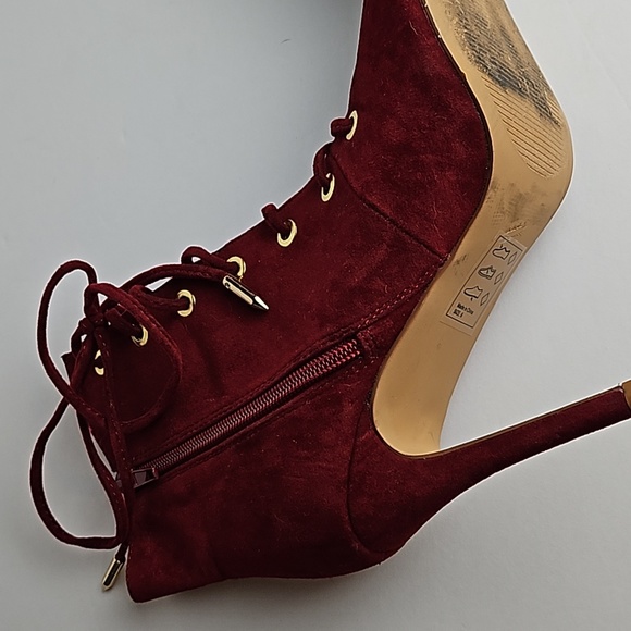 Shoe Republic LA (6) - Picture 7 of 7